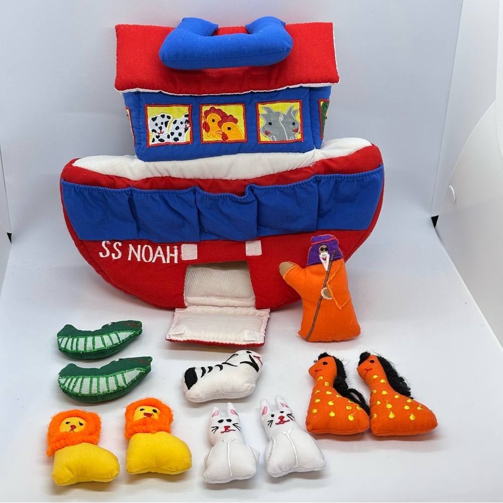VTG 1991 Pockets Of Learning Noah's Ark Soft Plush Toy w/Noah & 9 Plush Animals
